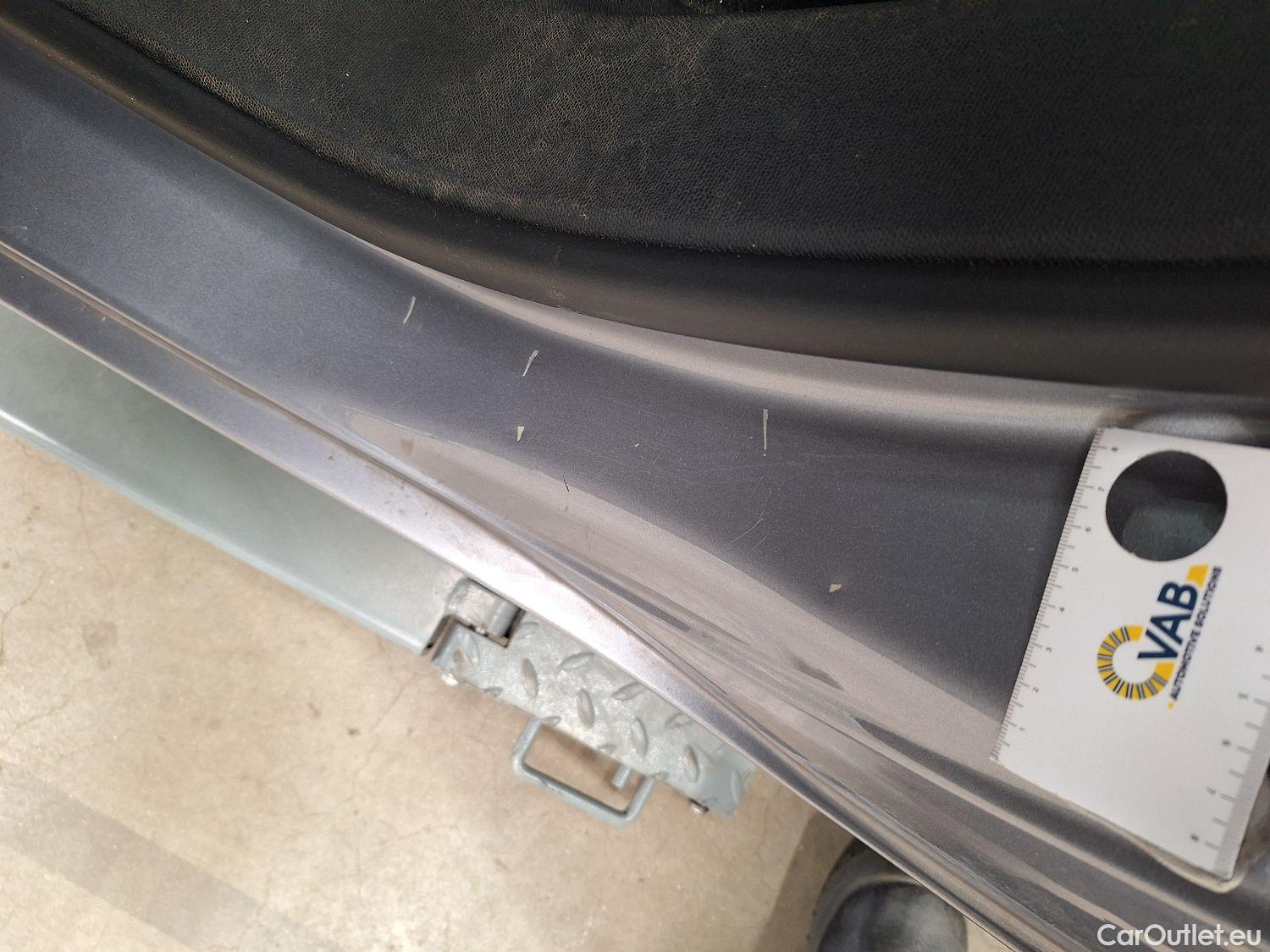  Peugeot  308 Peugeot,  SW FL'17, Peugeot  SW 1.5 BlueHDi 130 S&S EAT8 Allure Pac #49