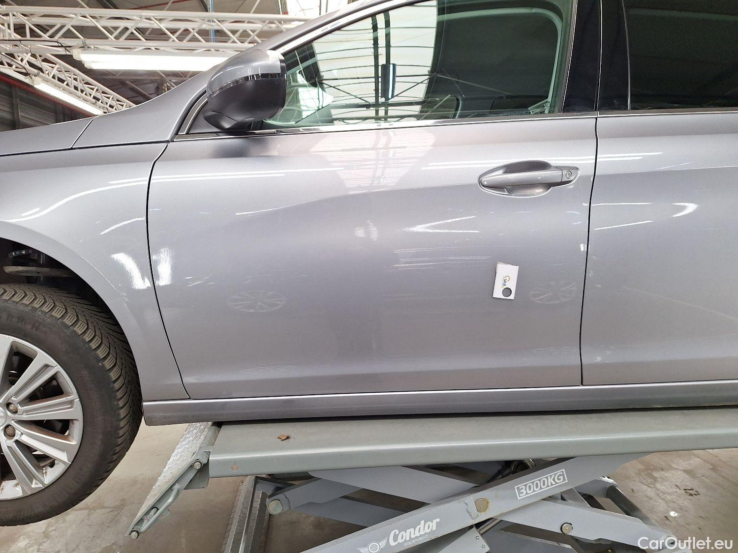  Peugeot  308 Peugeot,  SW FL'17, Peugeot  SW 1.5 BlueHDi 130 S&S EAT8 Allure Pac #40