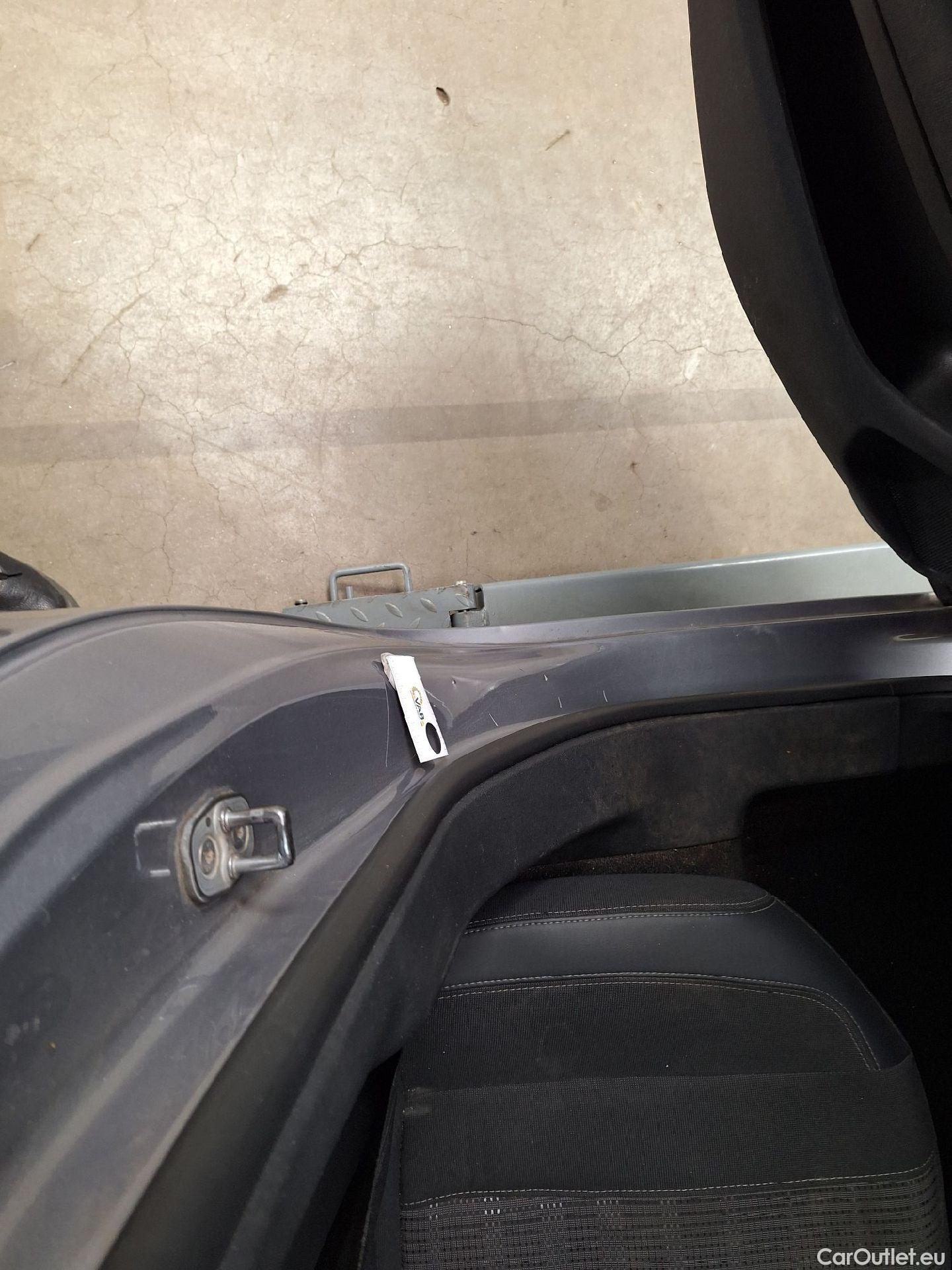  Peugeot  308 Peugeot,  SW FL'17, Peugeot  SW 1.5 BlueHDi 130 S&S EAT8 Allure Pac #48