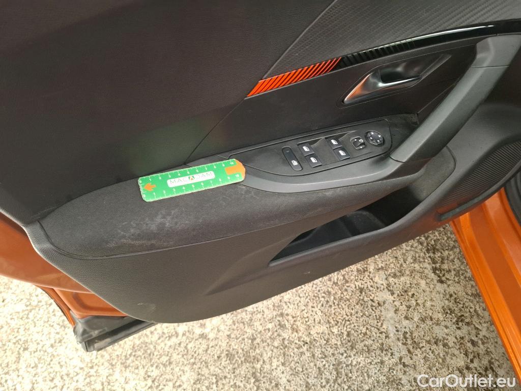  Peugeot  2008  Active Business 1.2 PureTech 100CV BVM6 E6d / VO RECONDITIONNE - PHOTOS AVANT RECONDITIONNEMENT #14