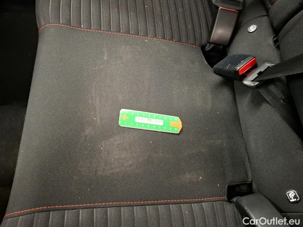  Peugeot  2008  Active Business 1.2 PureTech 100CV BVM6 E6d / VO RECONDITIONNE - PHOTOS AVANT RECONDITIONNEMENT #16