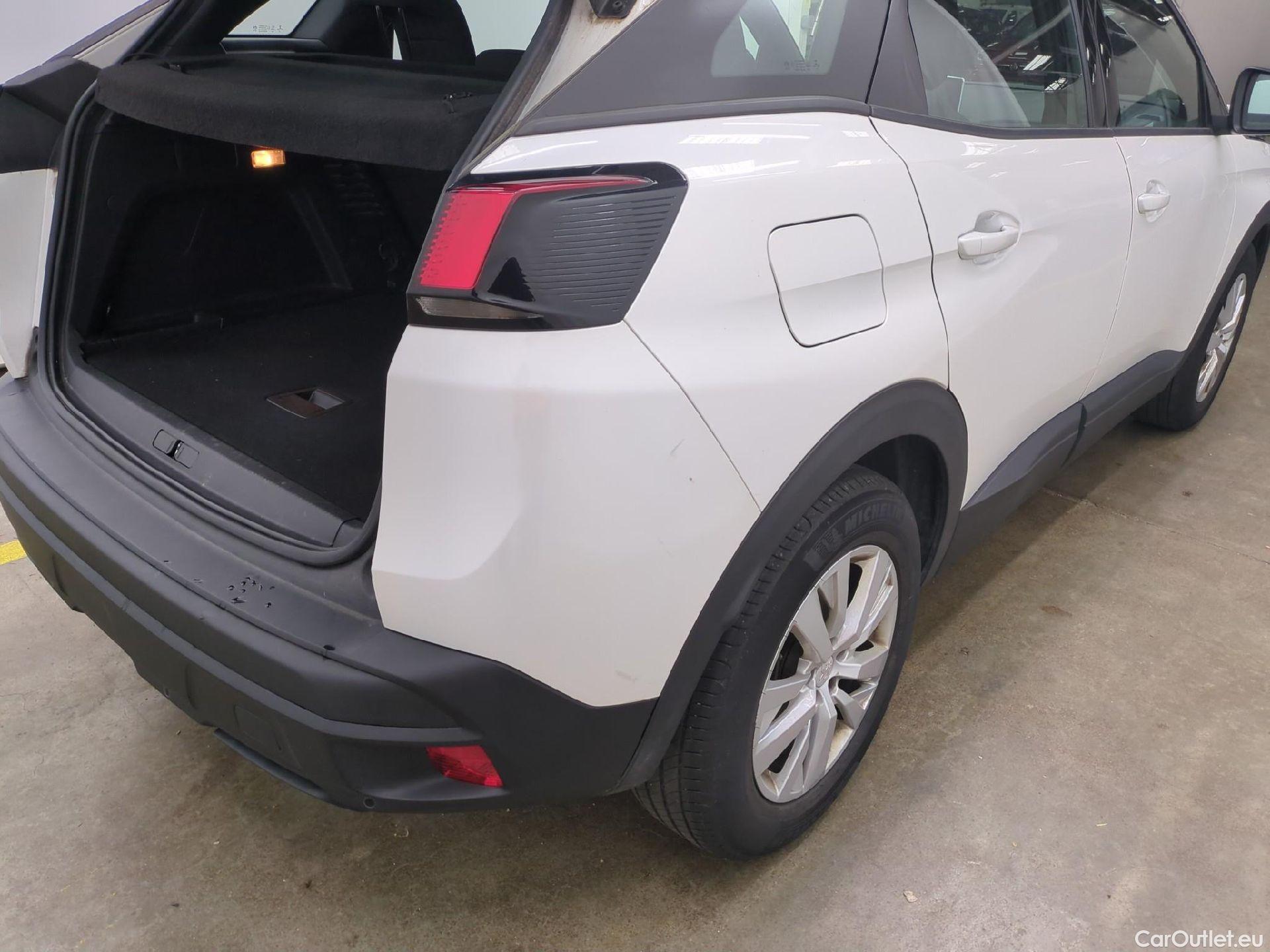  Peugeot  3008  II Active Pack 1.2 PureTech 130CV BVM6 E6d / VO RECONDITIONNE - PHOTOS AVANT RECONDITIONNEMENT #12