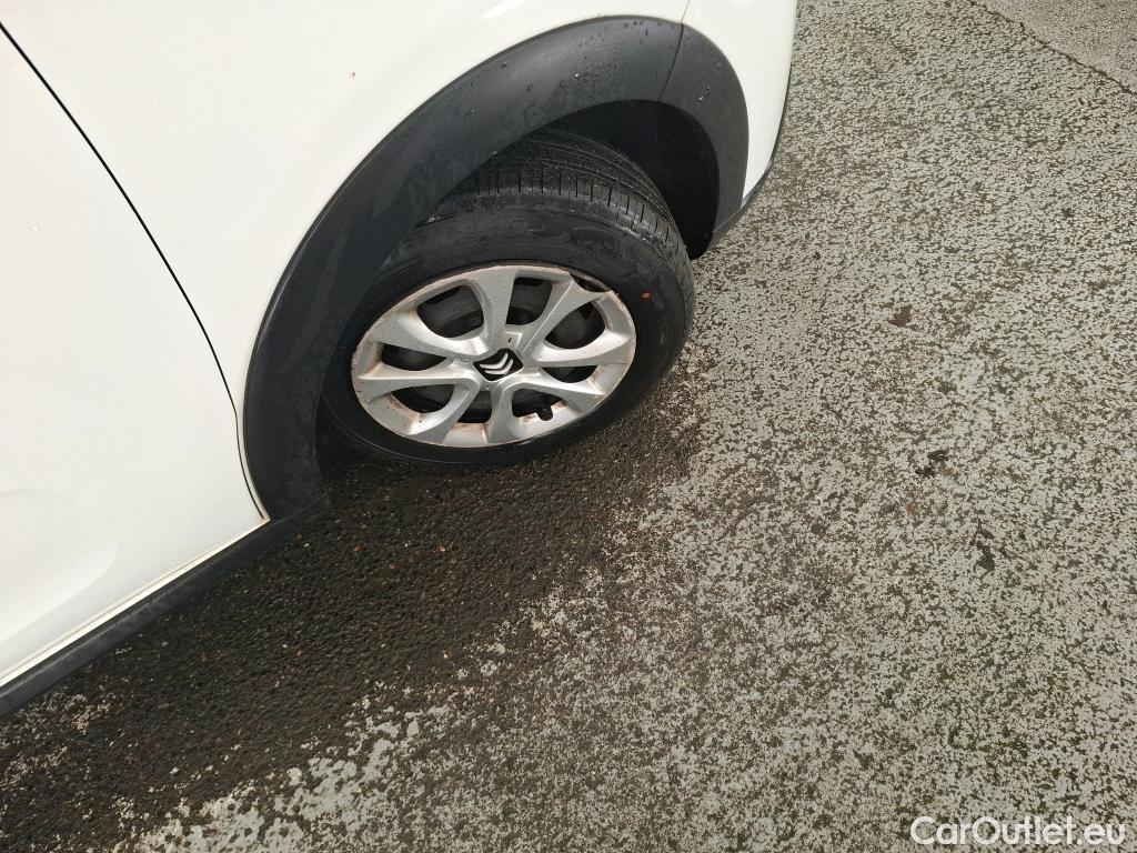  Citroen  C3  Société Feel 1.5 BlueHDI 100CV BVM5 E6dT #13