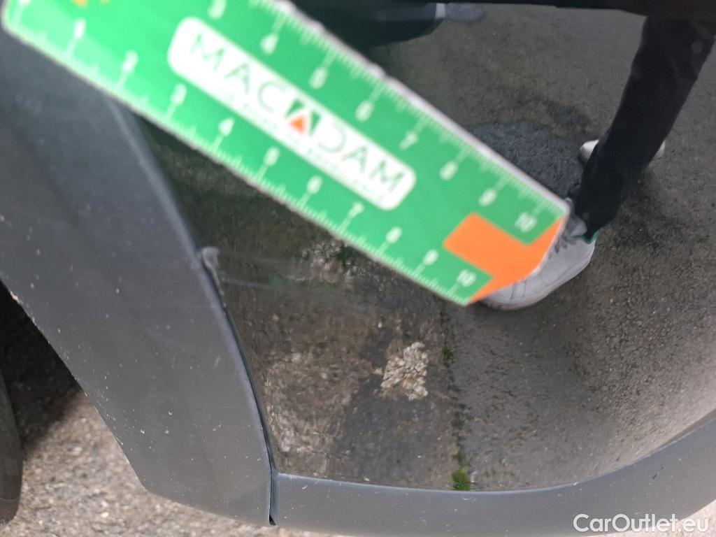  Citroen  C4  X Feel Pack 1.2 PureTech 130CV BVA8 6E / VO RECONDITIONNE - PHOTOS AVANT RECONDITIONNEMENT #2