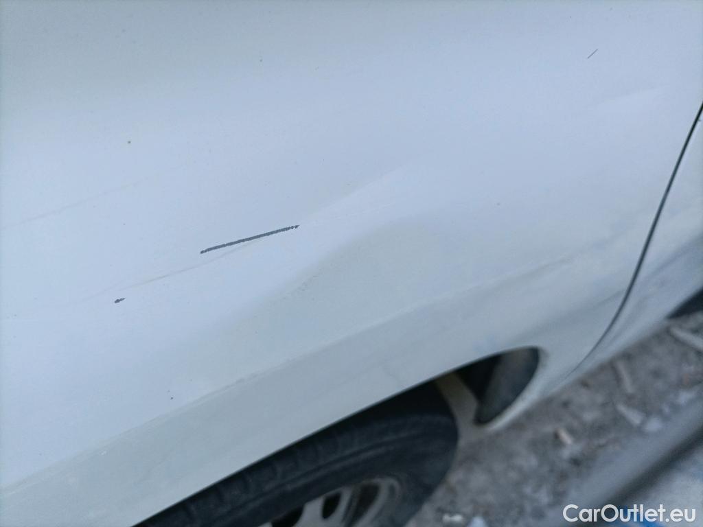  Citroen  Berlingo CITROEN  / 2018 / 4P / monovolumen compacto Talla M BlueHDi 100 S&S LIVE #10