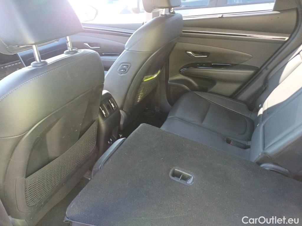  Hyundai  Tucson HYUNDAI  / 2020 / 5P / todoterreno 1.6 TGDI PHEV 195kW Style Auto 4x4 #24