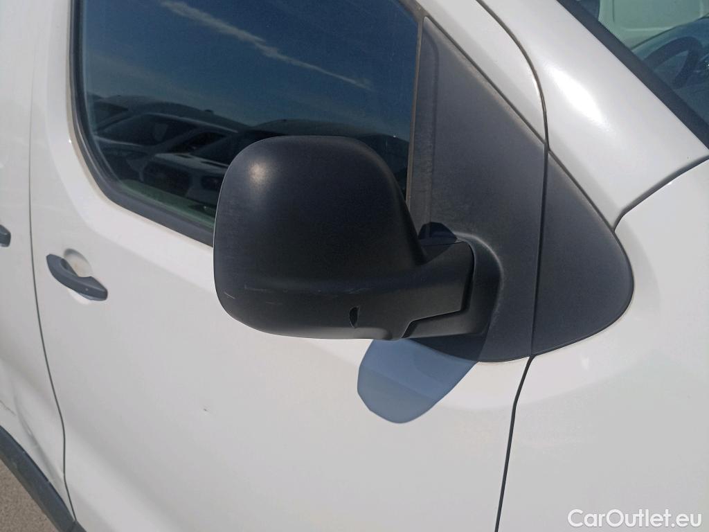  Citroen  Jumpy CITROEN  / 2016 / 4P / furgón Talla M BlueHDi 85KW (115CV) 6v Confort #26