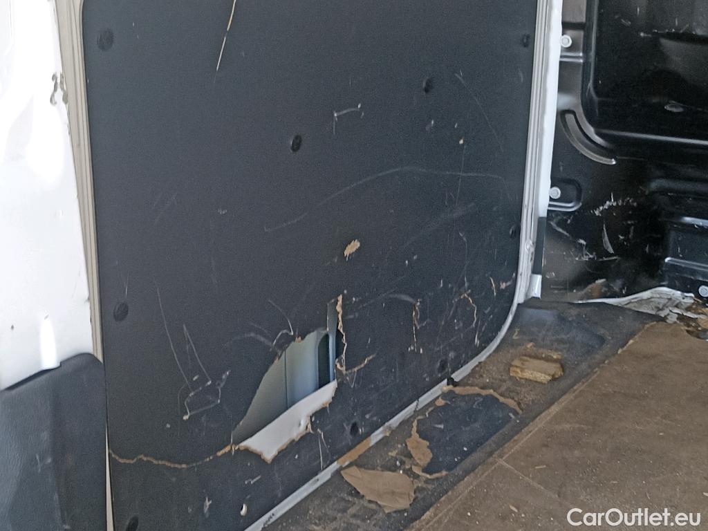  Citroen  Jumpy CITROEN  / 2016 / 4P / furgón Talla M BlueHDi 85KW (115CV) 6v Confort #31