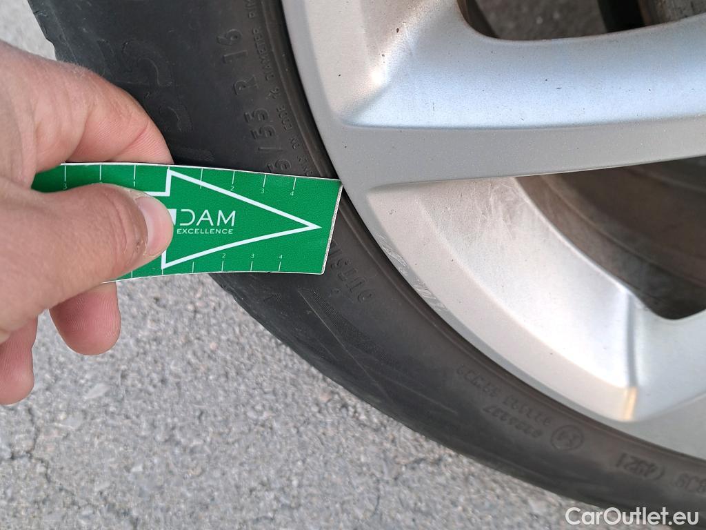  Opel  Corsa OPEL  1.2T XHL 74kW (100CV) Elegance #16