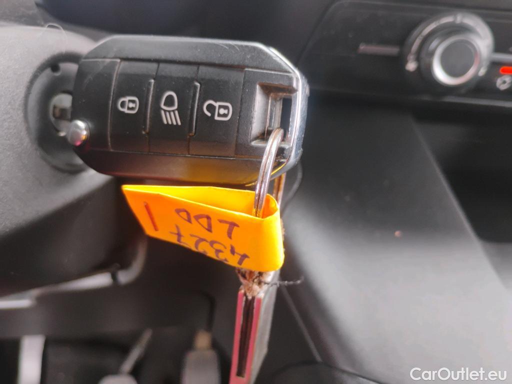  Opel  Combo OPEL  Life / 2018 / 5P / monovolumen compacto 1.5 TD 75kW (100CV) S/S Selective L #1