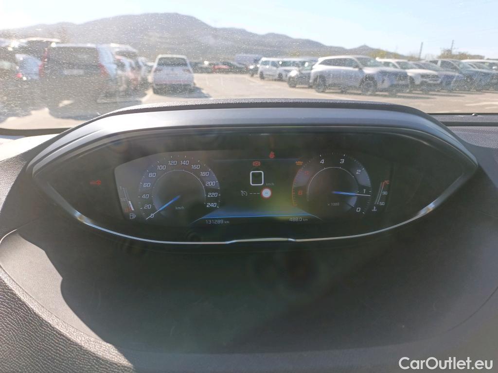  Peugeot  3008 PEUGEOT  / 2016 / 5P / todoterreno 1.5 BlueHDi 96kW (130CV) S&S Active (AC) #11