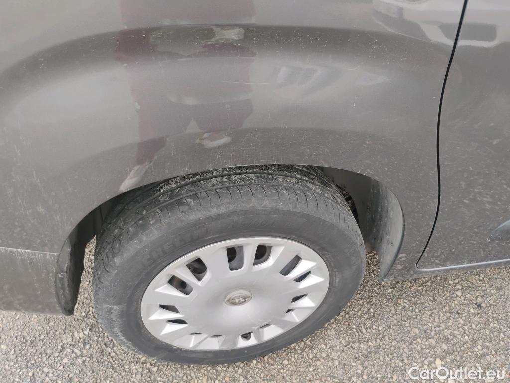  Opel  Combo OPEL  Life / 2018 / 5P / monovolumen compacto 1.5 TD 75kW (100CV) S/S Selective L #3