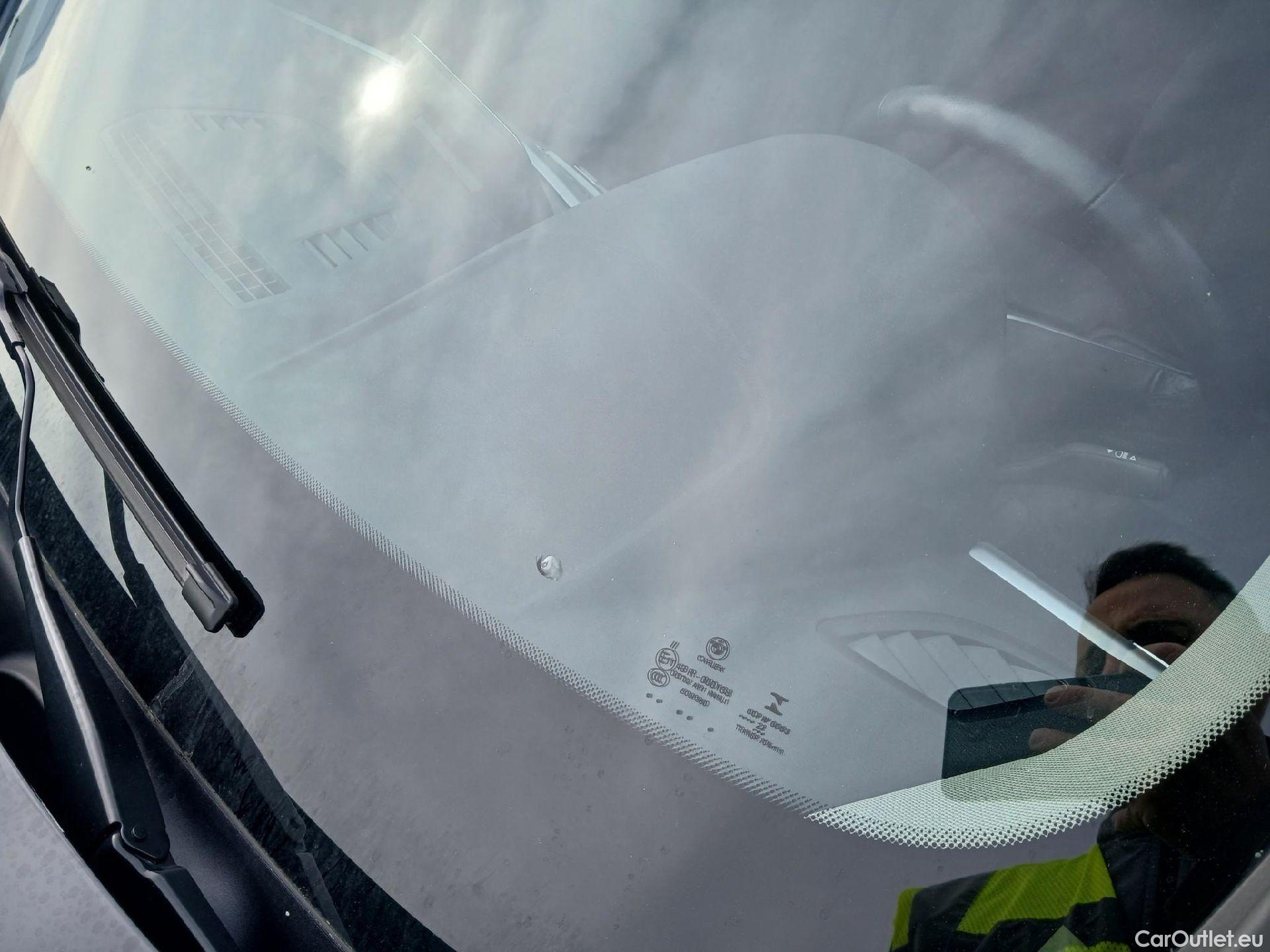  Bmw  X1 BMW  / 2019 / 5P / todoterreno sDrive18dA Corporate #6