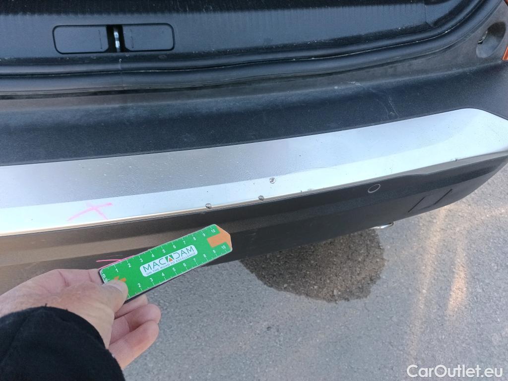  Peugeot  2008 PEUGEOT  / 2019 / 5P / todoterreno Active BlueHDI 81kW (110CV) #30