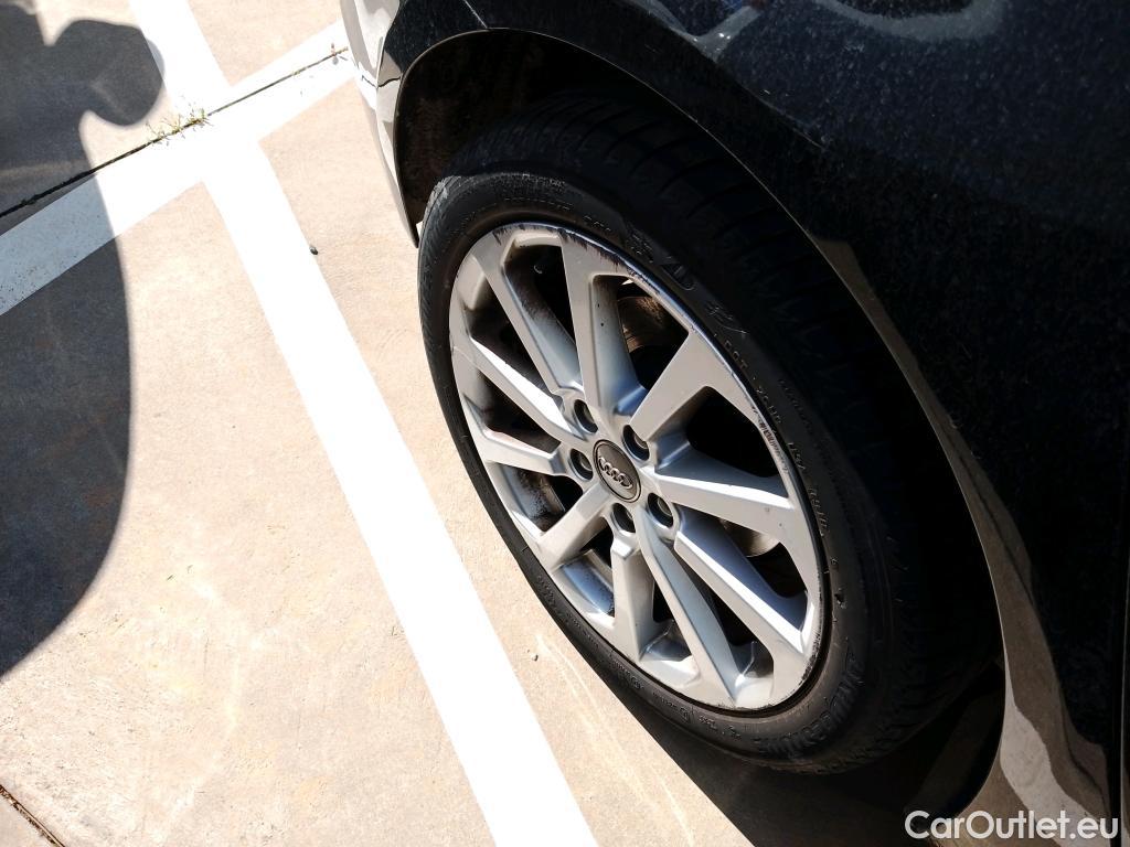  Audi  A3 AUDI  / 2016 / 5P / berlina con portón Design 30 TFSI 85kW (116CV) Sportback #7