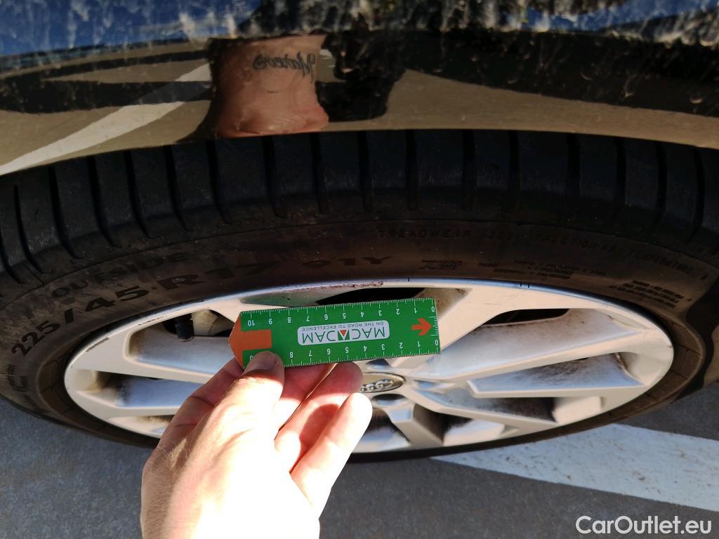  Audi  A3 AUDI  / 2016 / 5P / berlina con portón Design 30 TFSI 85kW (116CV) Sportback #4