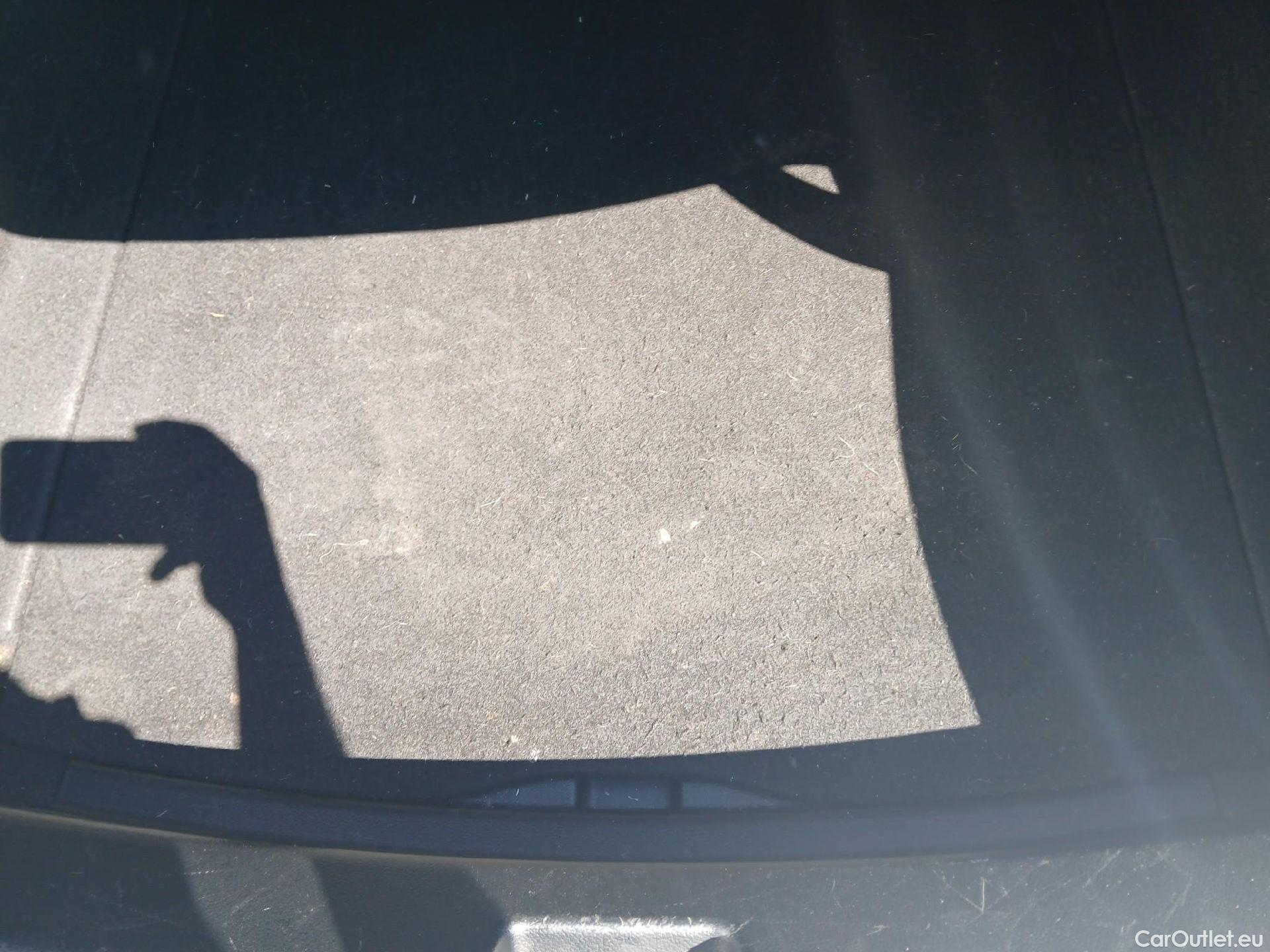  Mercedes  CLA-Klasse MERCEDES-BENZ CLA / 2019 / 4P / coupé CLA 250 4MATIC #4