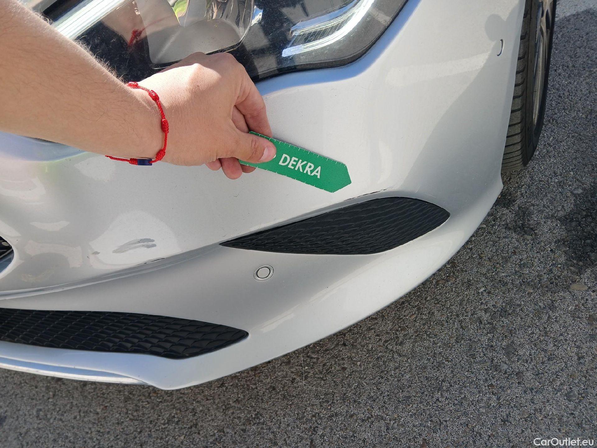  Mercedes  CLA-Klasse MERCEDES-BENZ CLA / 2019 / 4P / coupé CLA 250 4MATIC #17