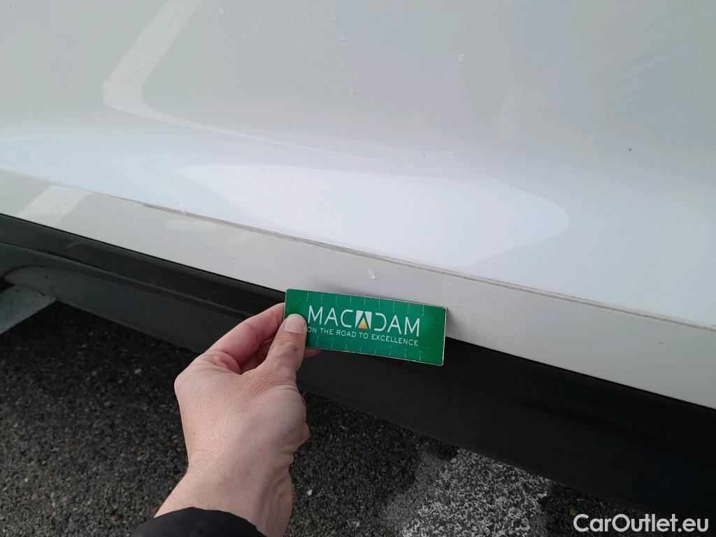  Hyundai  Tucson HYUNDAI  / 2018 / 5P / todoterreno 1.6 CRDI 85kW (116CV) 48V SLE 4X2(SP)(SL) #14