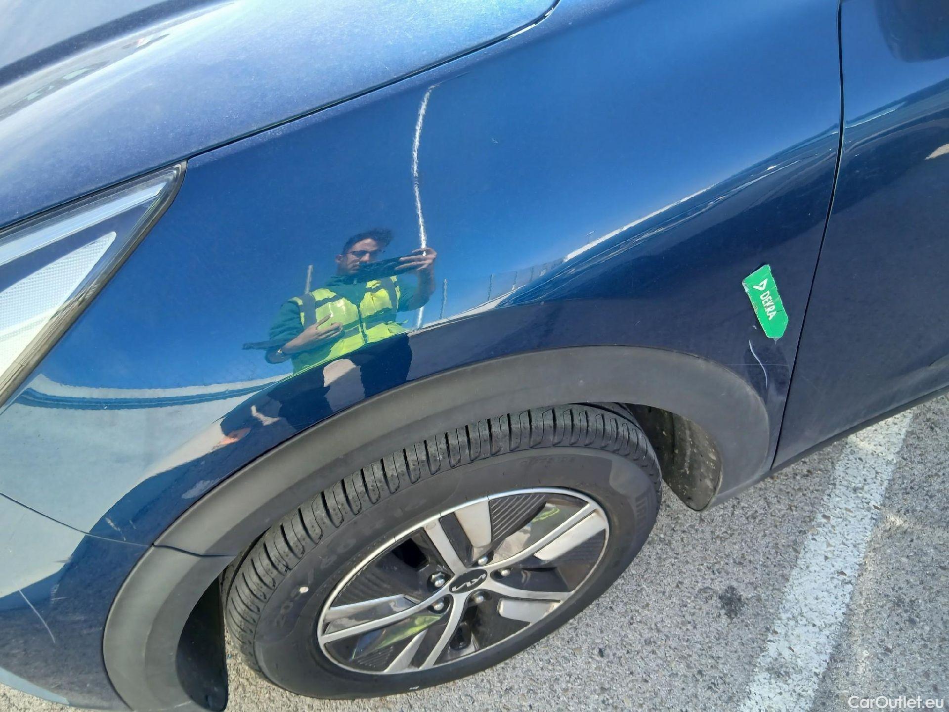  KIA  Niro KIA  / 2019 / 5P / crossover 1.6 GDi HEV 104kW (141CV) Drive #12