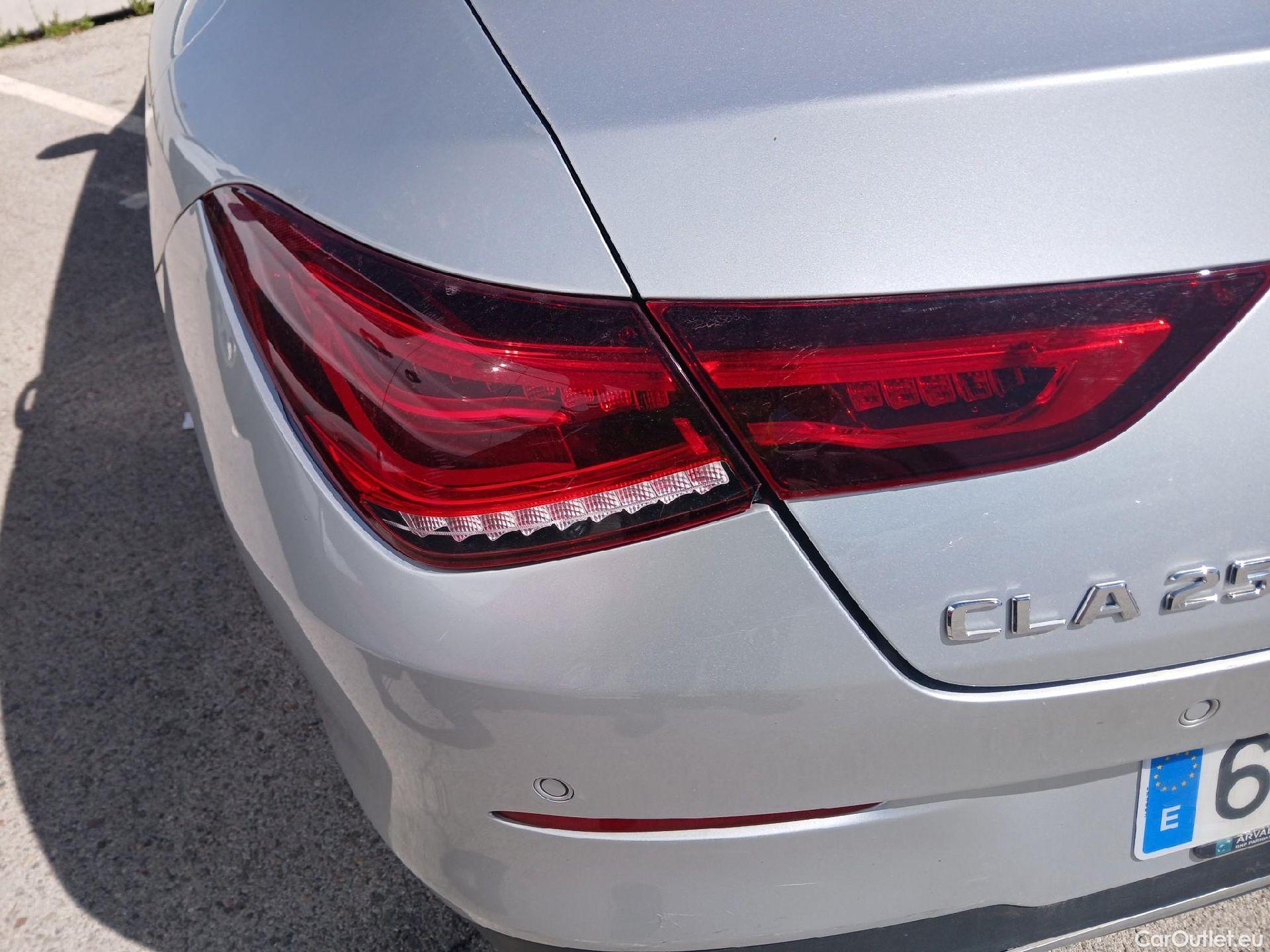  Mercedes  CLA-Klasse MERCEDES-BENZ CLA / 2019 / 4P / coupé CLA 250 4MATIC #33