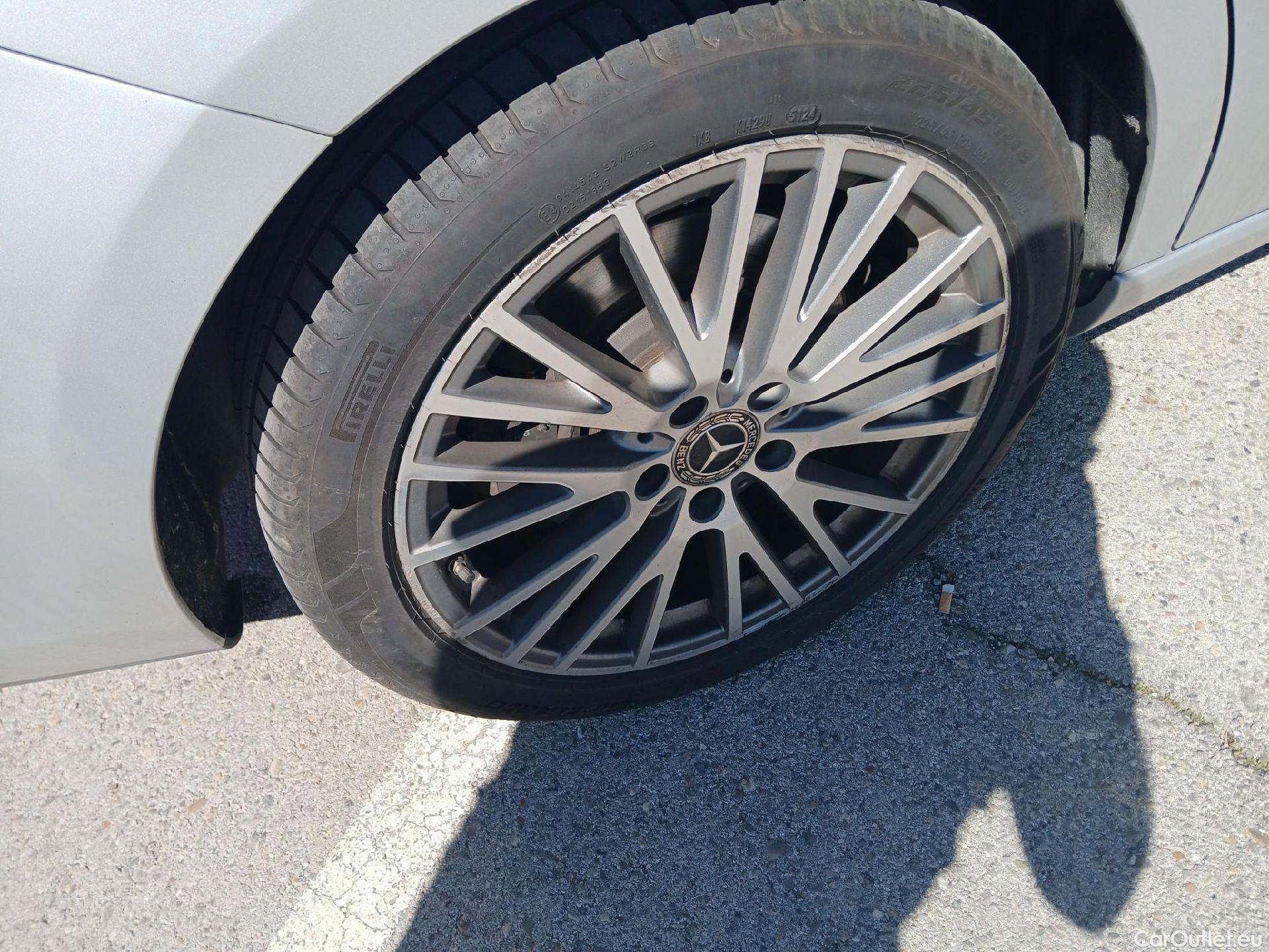  Mercedes  CLA-Klasse MERCEDES-BENZ CLA / 2019 / 4P / coupé CLA 250 4MATIC #42