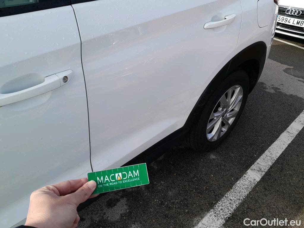  Hyundai  Tucson HYUNDAI  / 2018 / 5P / todoterreno 1.6 CRDI 85kW (116CV) 48V SLE 4X2(SP)(SL) #8