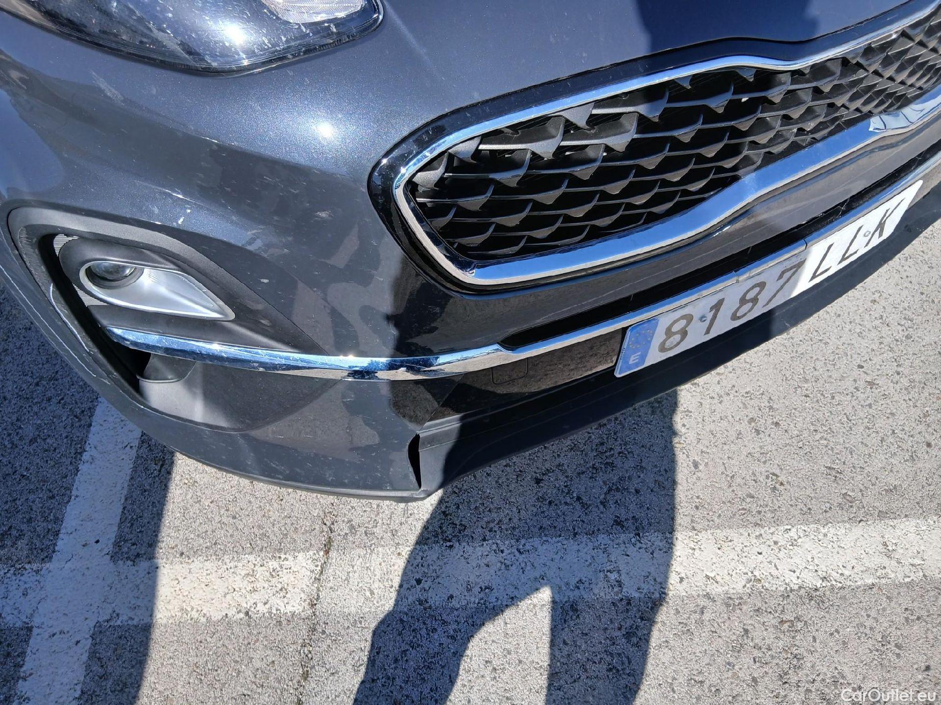  KIA  Sportage KIA  1.6MHEV Drive 100kW(136CV) 4x2(Crist Tintados) #10