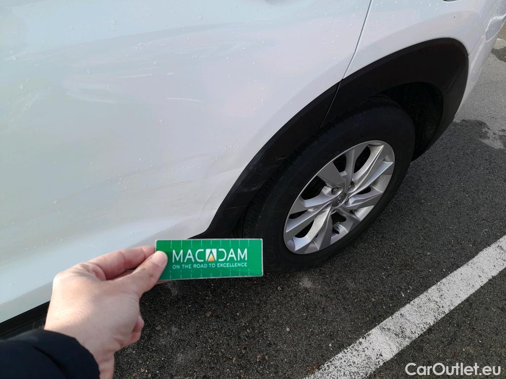  Hyundai  Tucson HYUNDAI  / 2018 / 5P / todoterreno 1.6 CRDI 85kW (116CV) 48V SLE 4X2(SP)(SL) #22