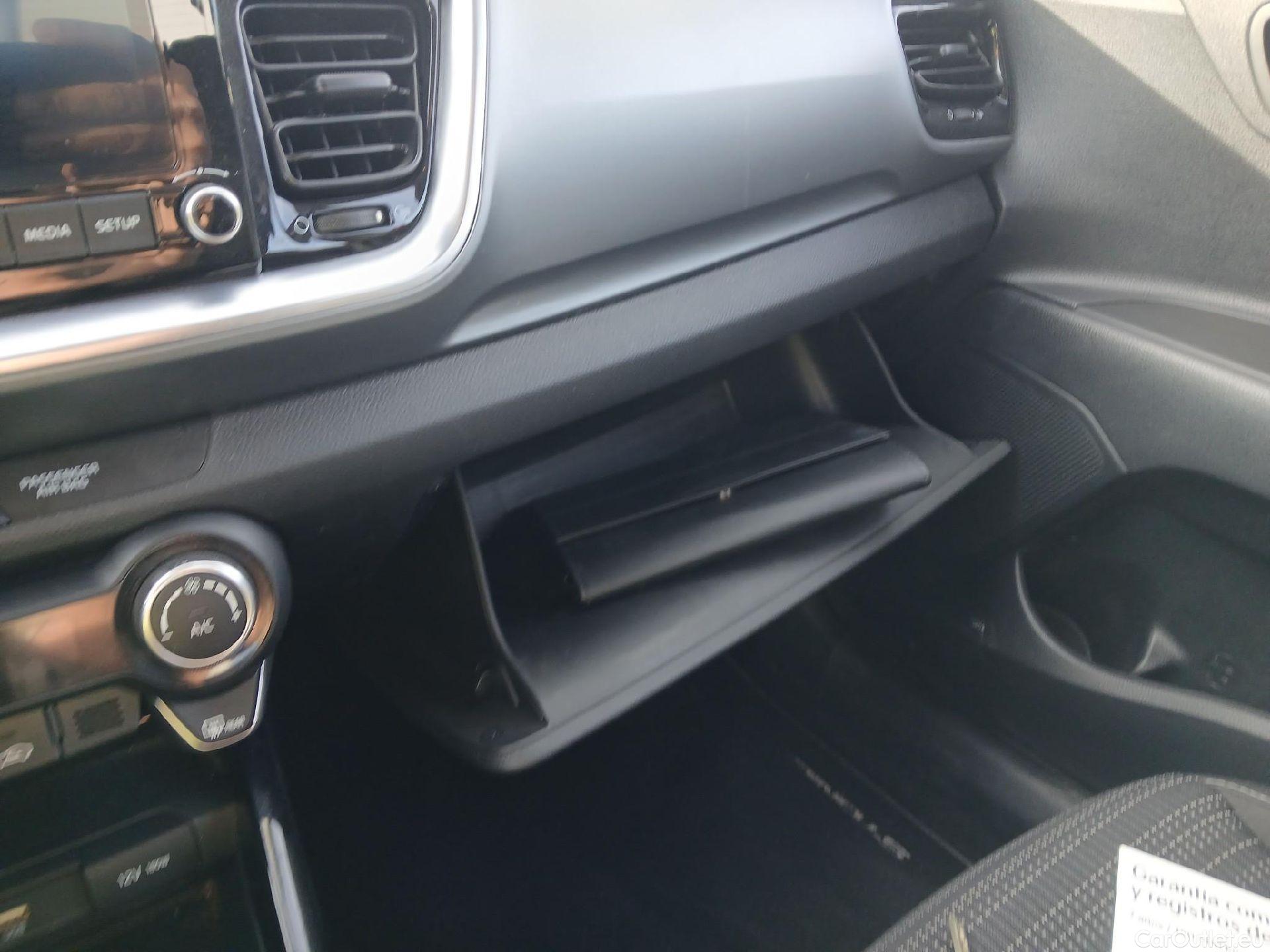  KIA  STONIC KIA  Drive 1.0 T-GDI 100CV MT6 E6d #1