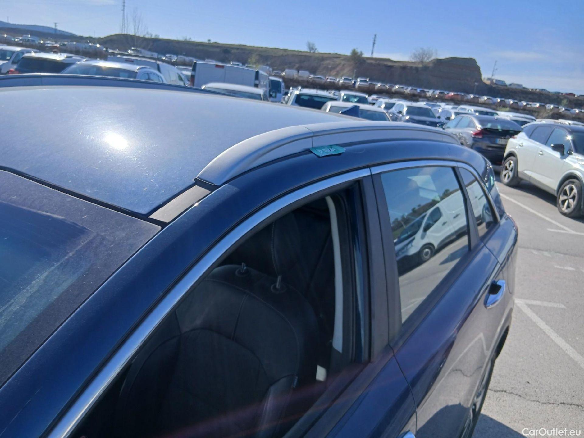  KIA  Niro KIA  / 2019 / 5P / crossover 1.6 GDi HEV 104kW (141CV) Drive #13