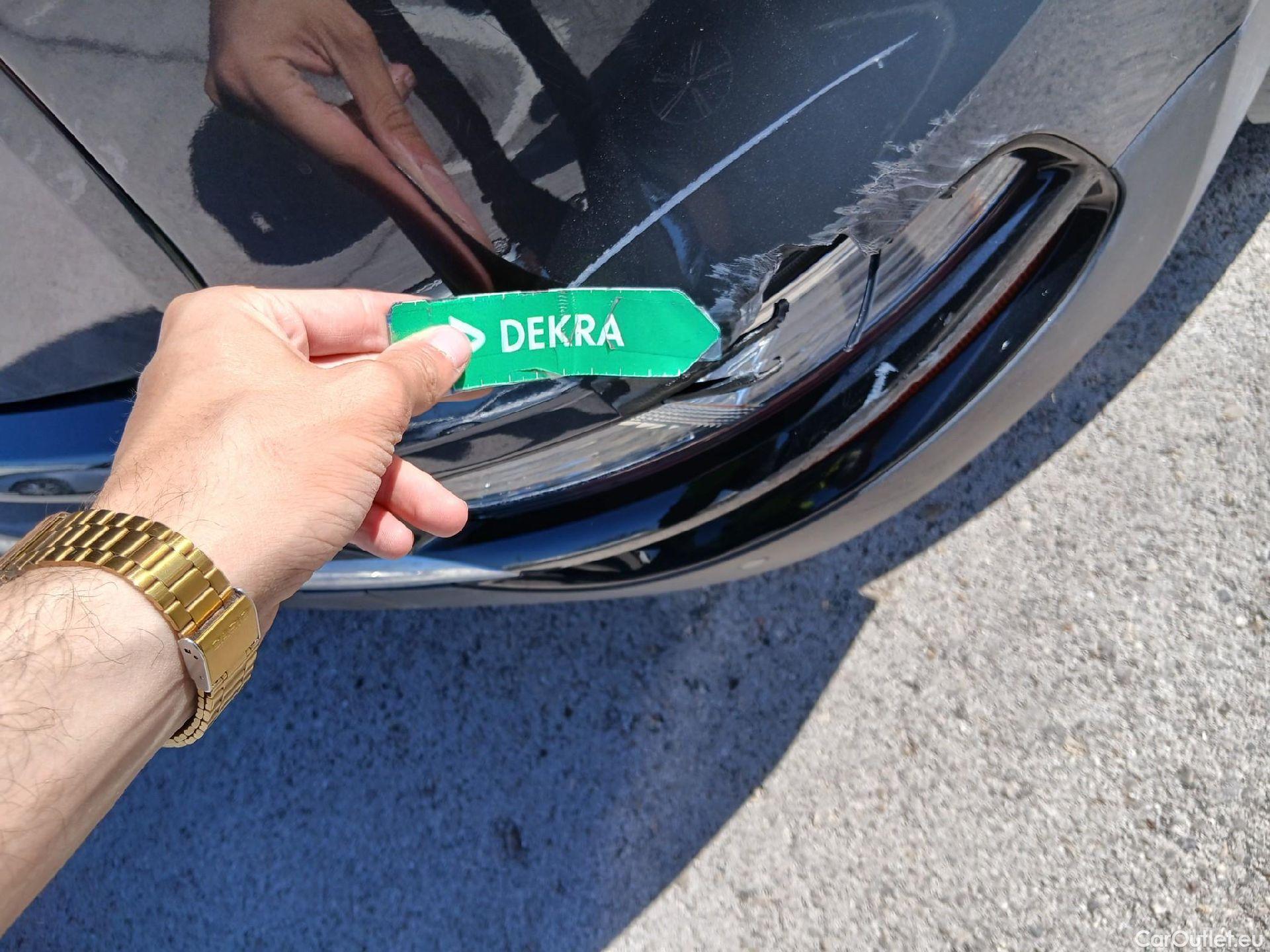  KIA  Sportage KIA  1.6MHEV Drive 100kW(136CV) 4x2(Crist Tintados) #25