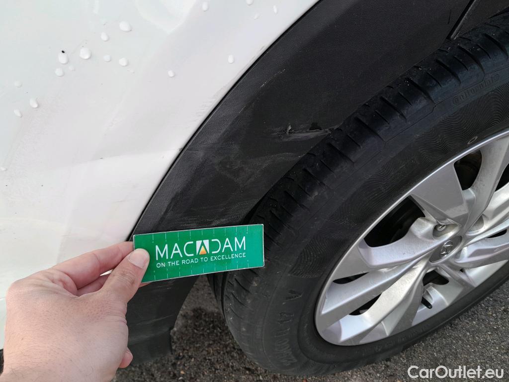  Hyundai  Tucson HYUNDAI  / 2018 / 5P / todoterreno 1.6 CRDI 85kW (116CV) 48V SLE 4X2(SP)(SL) #23