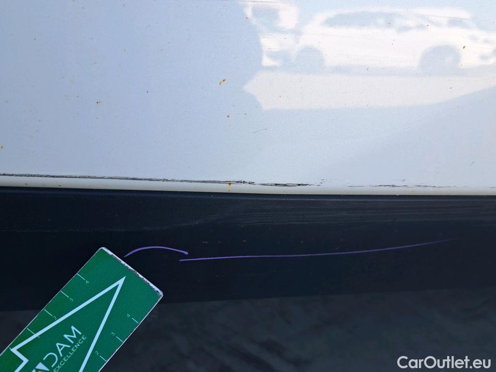  Nissan  Qashqai NISSAN  / 2021 / 5P / todoterreno DIG-T 116kW (158CV) mHEV Xtronic Acenta (AC2) #37