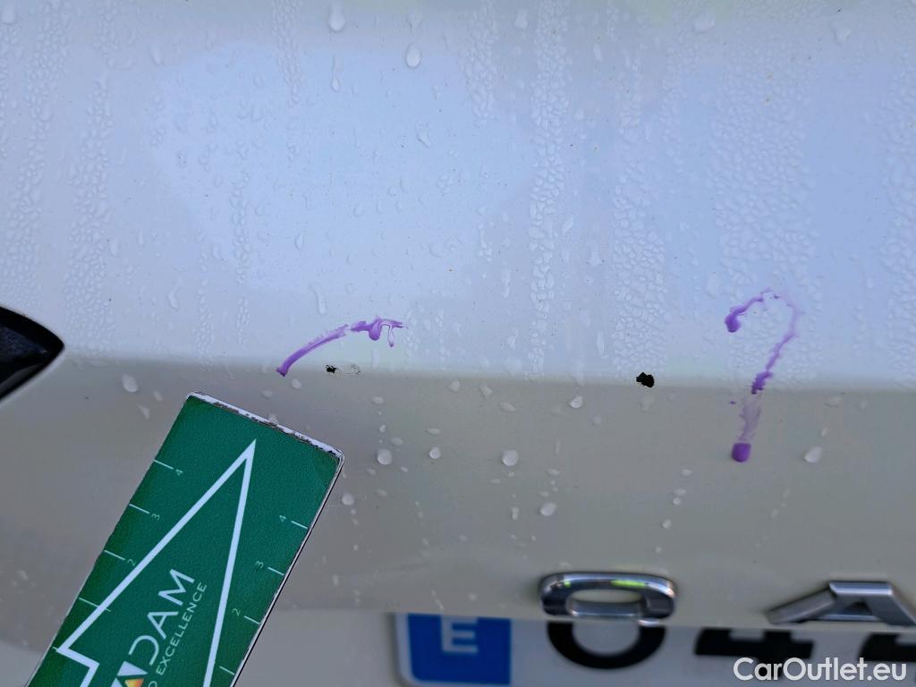  Nissan  Qashqai NISSAN  / 2021 / 5P / todoterreno DIG-T 116kW (158CV) mHEV Xtronic Acenta (AC2) #4