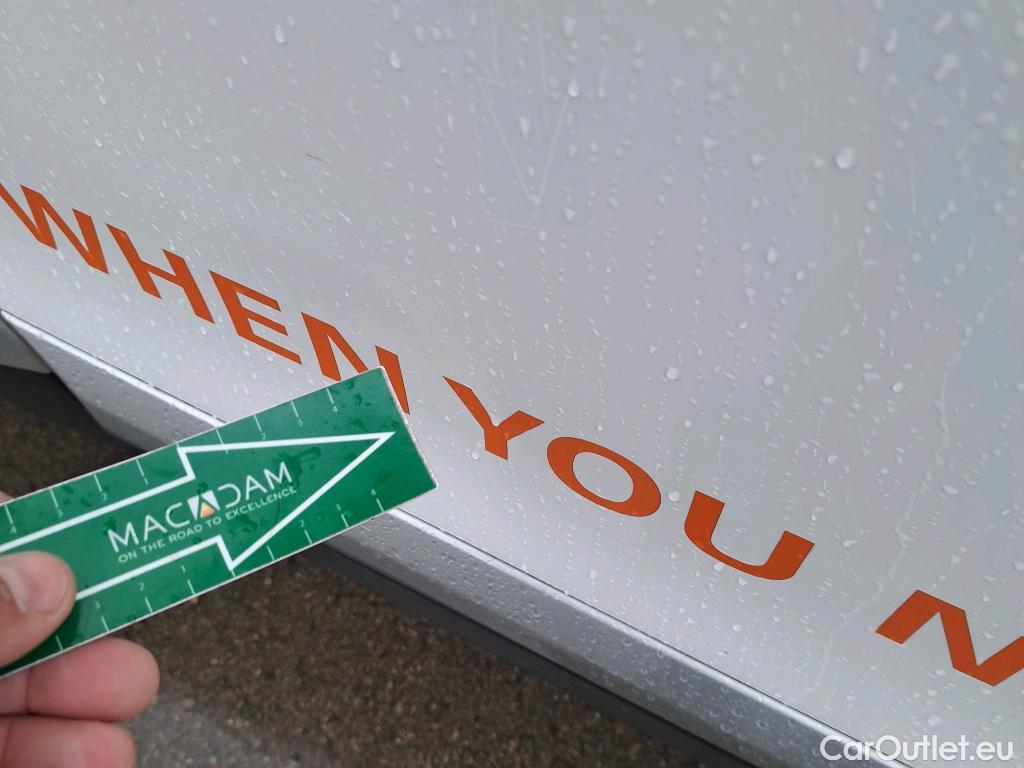  Peugeot  2008 PEUGEOT  / 2019 / 5P / todoterreno Allure BlueHDI 81kW (110CV) #10