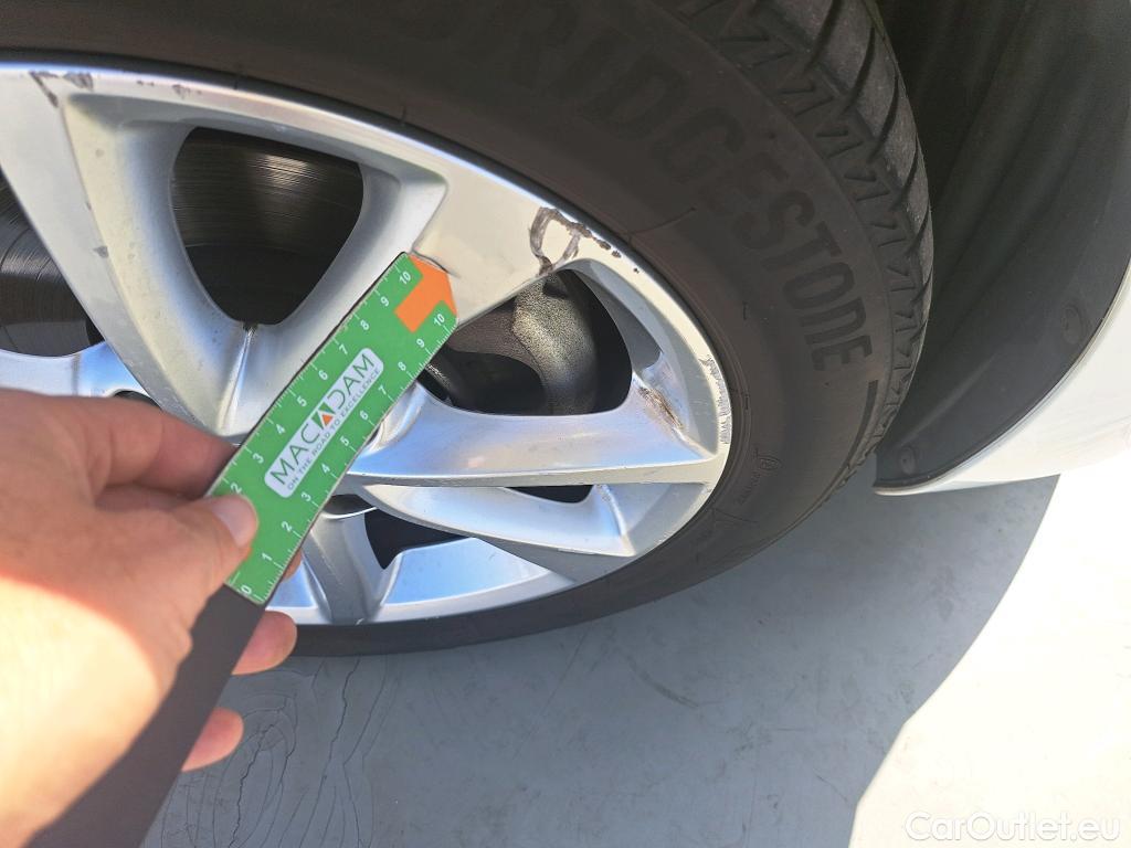  Opel  Corsa OPEL  1.2T XHL 74kW (100CV) Elegance #13