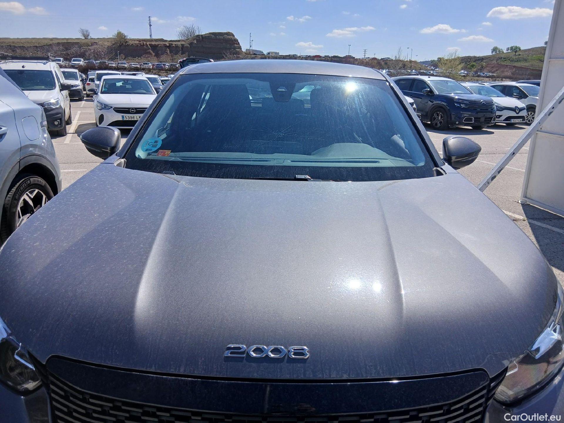  Peugeot  2008 PEUGEOT  / 2019 / 5P / todoterreno Active BlueHDI 81kW (110CV) #3