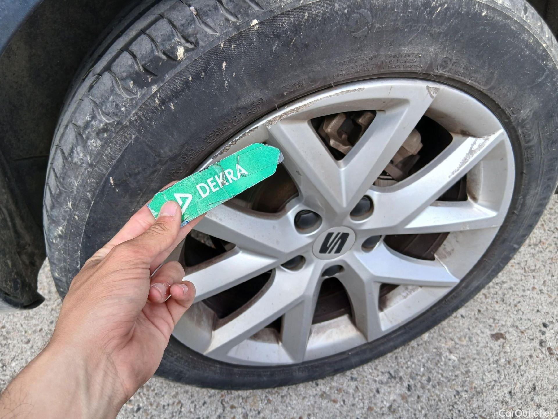  Seat  Leon SEAT Nuevo León / 2020 / 5P / berlina con portón 2.0 TDI 85kW S&S Style Go(SP) #32