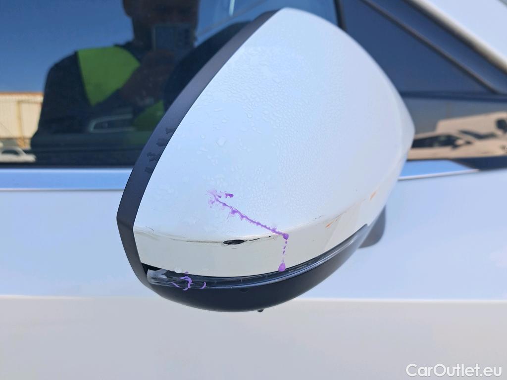  Nissan  Qashqai NISSAN  / 2021 / 5P / todoterreno DIG-T 116kW (158CV) mHEV Xtronic Acenta (AC2) #16