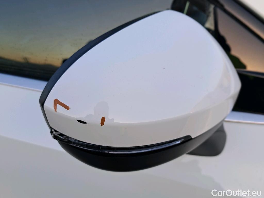  Nissan  Qashqai NISSAN  / 2021 / 5P / todoterreno DIG-T 103kW (140CV) mHEV 4x2 Acenta #21