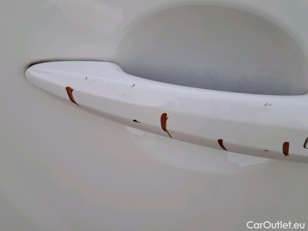  Nissan  Qashqai NISSAN  / 2021 / 5P / todoterreno DIG-T 103kW (140CV) mHEV 4x2 Acenta #24