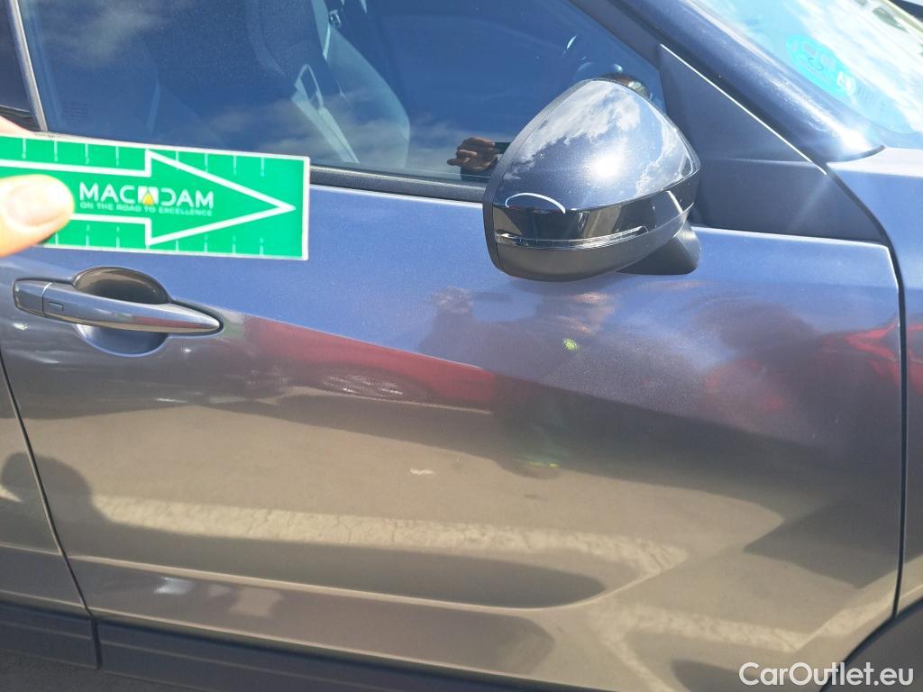  Nissan  Juke NISSAN  / 2019 / 5P / crossover DIG-T 84 kW (114 CV) DCT 7 V N-Connecta (AC2) #27