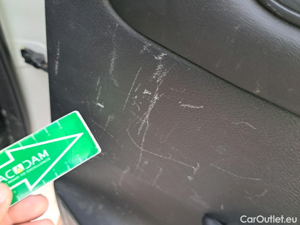  Nissan  Qashqai NISSAN  / 2021 / 5P / todoterreno DIG-T 116kW (158CV) mHEV Xtronic Acenta (AC2) #27