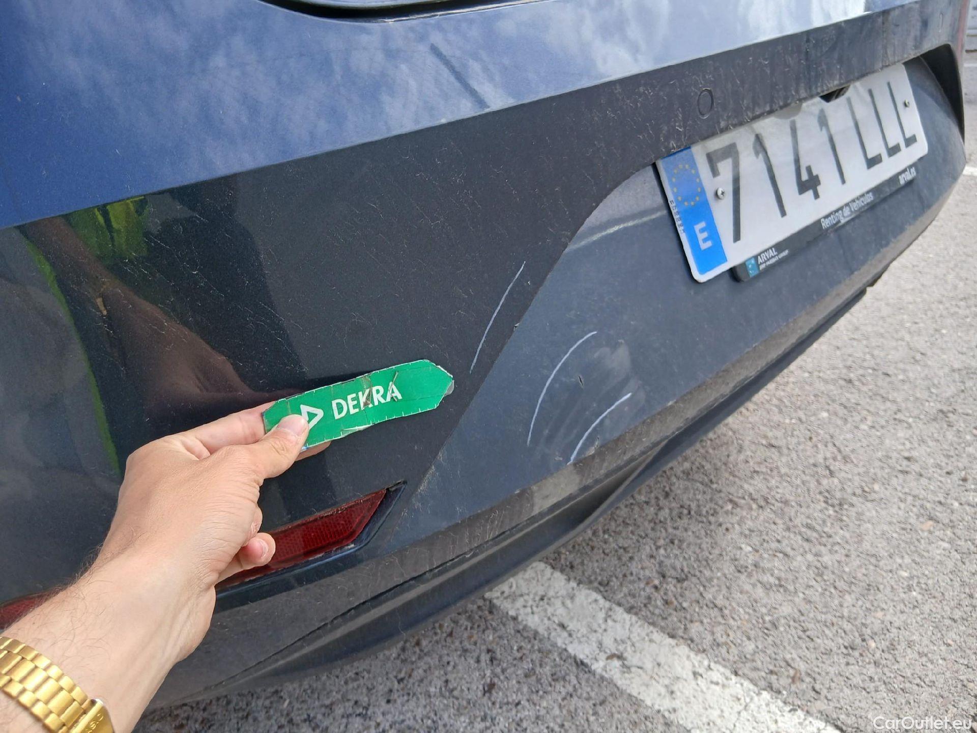  Seat  Leon SEAT Nuevo León / 2020 / 5P / berlina con portón 2.0 TDI 85kW S&S Style Go(SP) #24