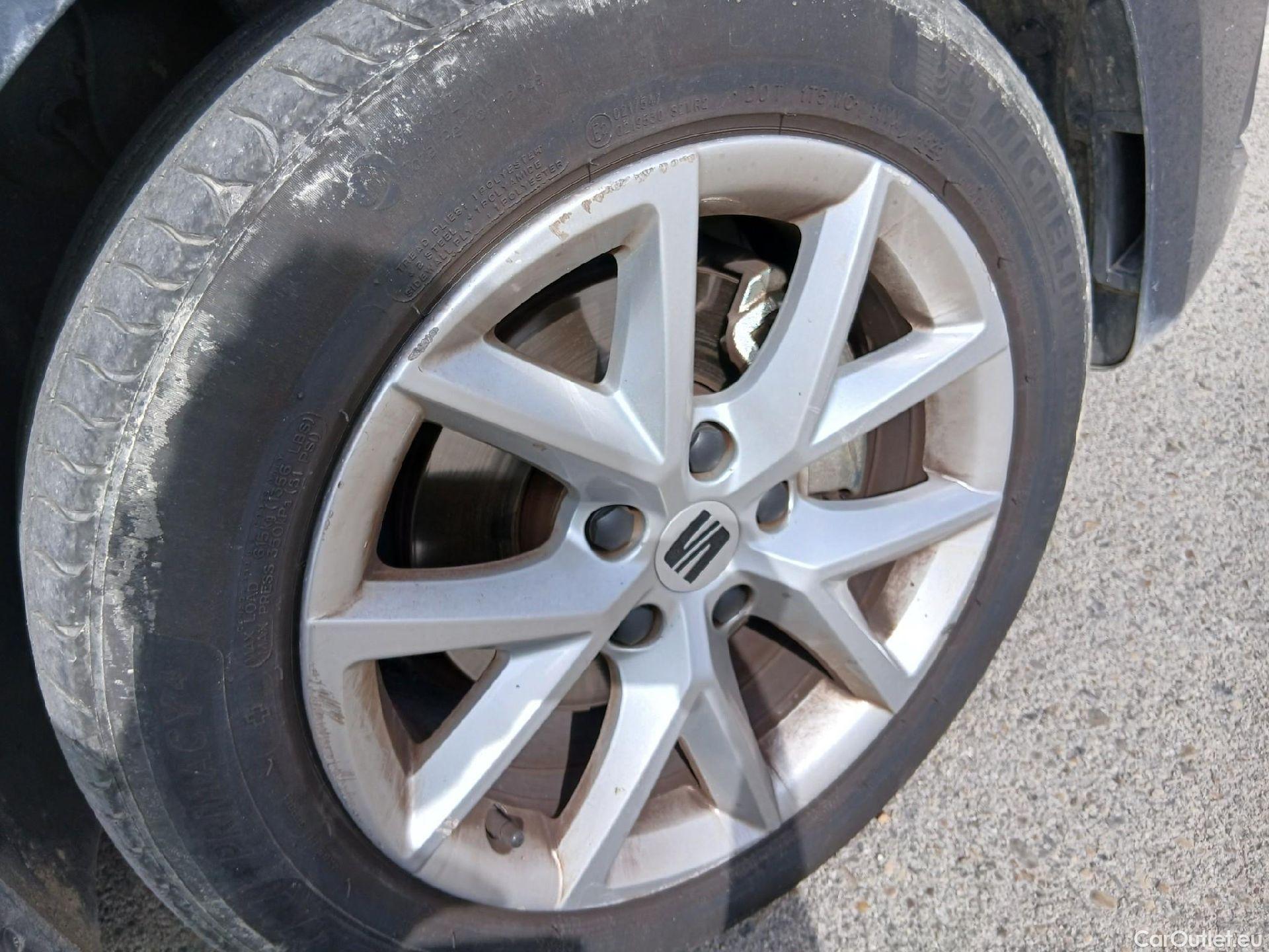  Seat  Leon SEAT Nuevo León / 2020 / 5P / berlina con portón 2.0 TDI 85kW S&S Style Go(SP) #45