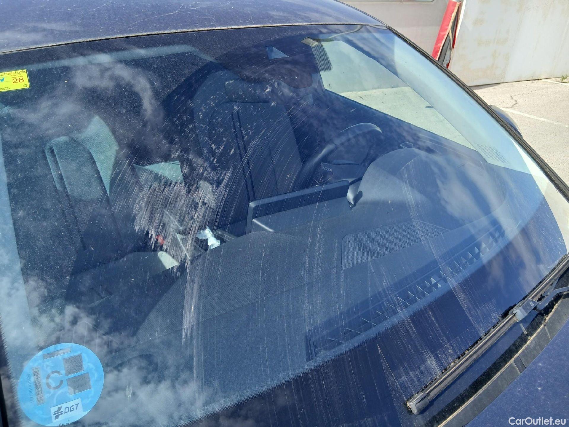  Seat  Leon SEAT Nuevo León / 2020 / 5P / berlina con portón 2.0 TDI 85kW S&S Style Go(SP) #1