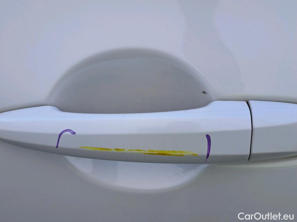  Nissan  Qashqai NISSAN  / 2021 / 5P / todoterreno DIG-T 116kW (158CV) mHEV Xtronic Acenta (AC2) #43