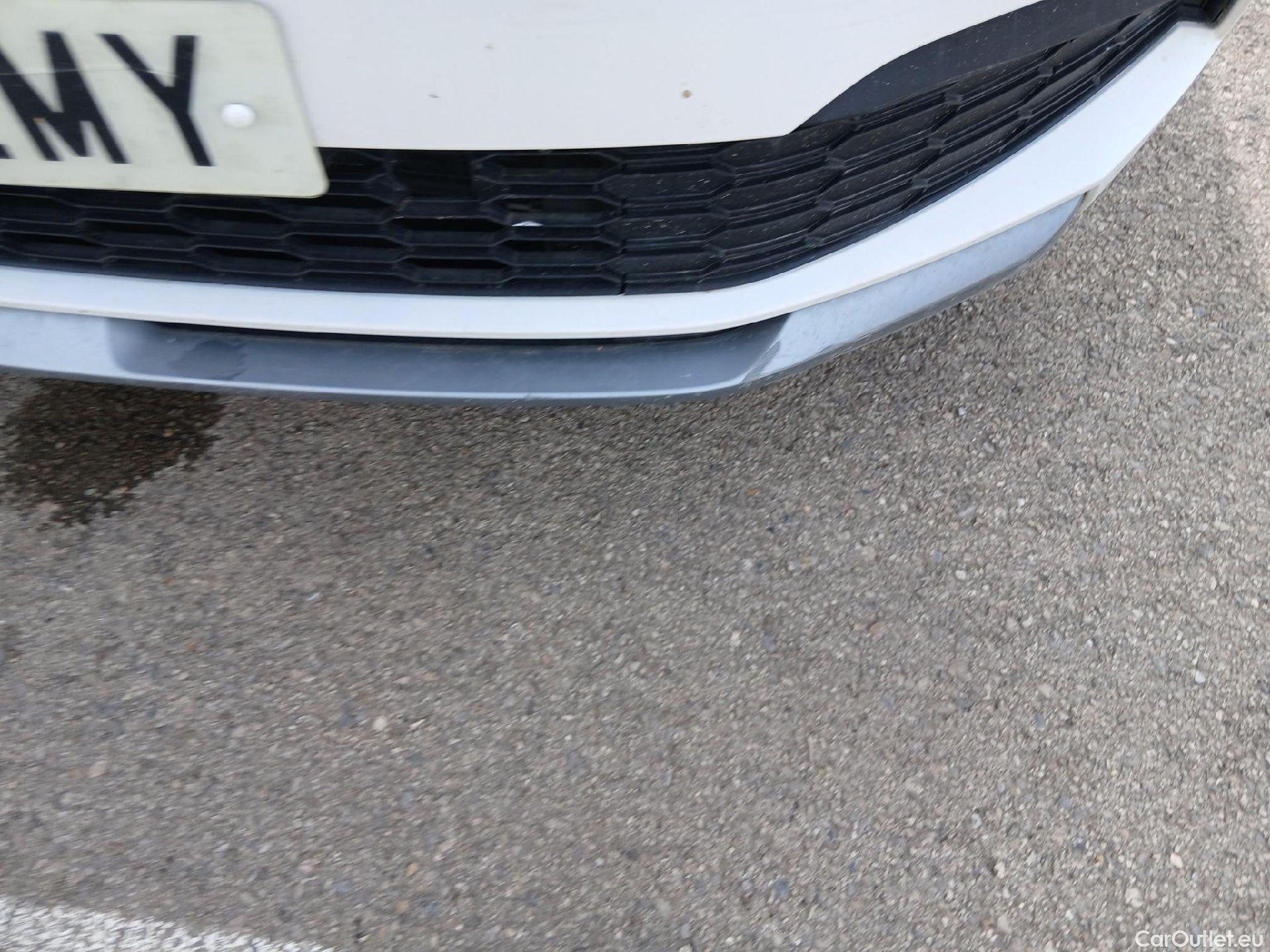  Skoda  KAMIQ SKODA  1.0 TSI 81kW (110CV) DSG Ambition #6