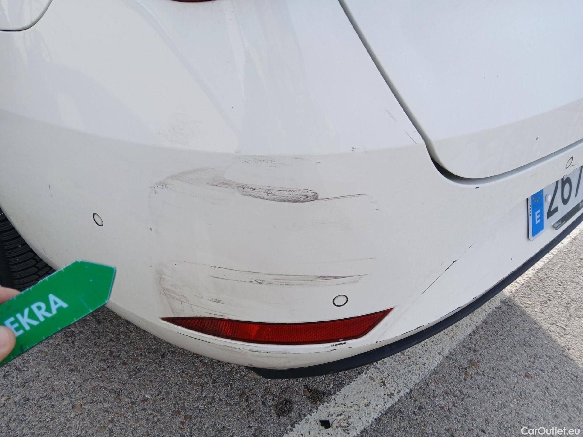  Seat  Leon SEAT Nuevo León / 2020 / 5P / familiar SP 1.4 e-Hybrid DSG S&S Xcellence Go L #31